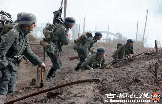 斯大林格勒战役有多惨:最惨烈巷战,一个师扔进去,三天就打光了