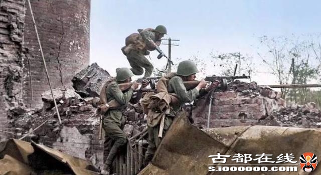斯大林格勒战役有多惨:最惨烈巷战,一个师扔进去,三天就打光了